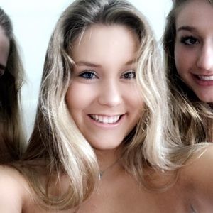 Meet your Posher, Ava